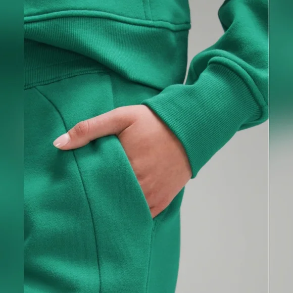 Lululemon Scuba High-Rise Short 5" Women's Size 10 Cascadia Green - Picture 5 of 10